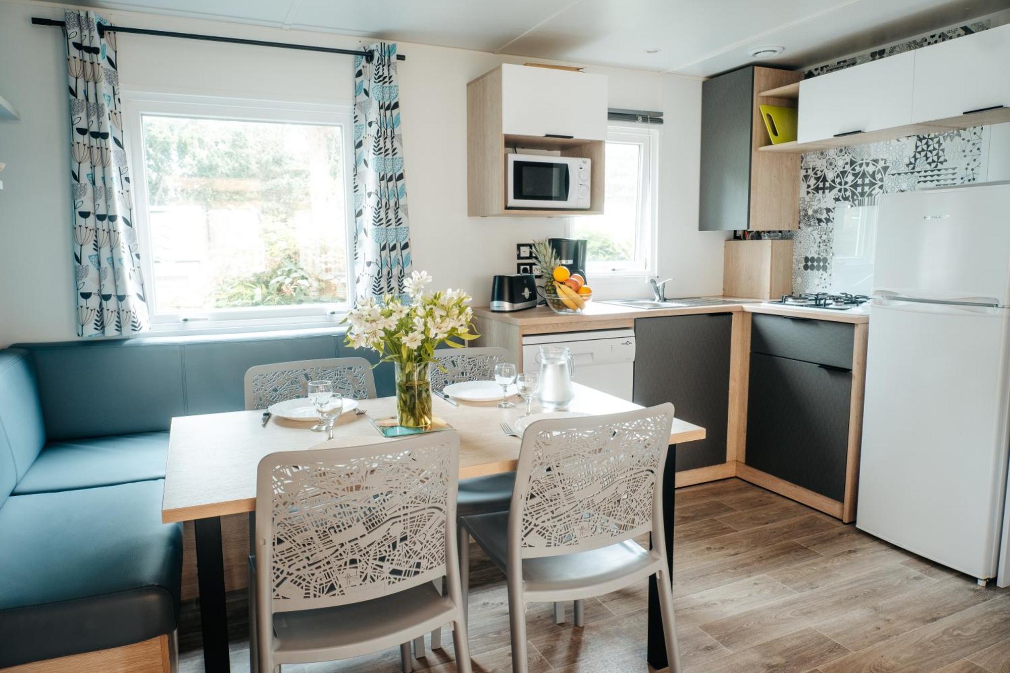 Mobil Home Xxl 4 Chambres - Camping Le Viaduc Millau Kültér fotó
